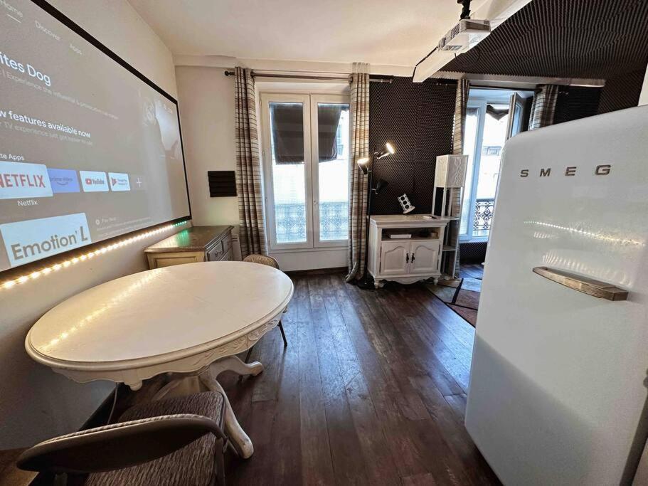 Studio With Home Cinema@Paris Chatelet Exterior foto
